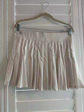Vineyard Vines Ivory Pleated Mini Skirt